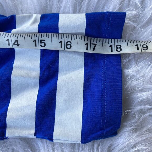 Wonder Woman DC Comics Shirt Sz L 3/4 Sleeve V-Neck Superhero Sleepwear Womens - Picture 8 of 8